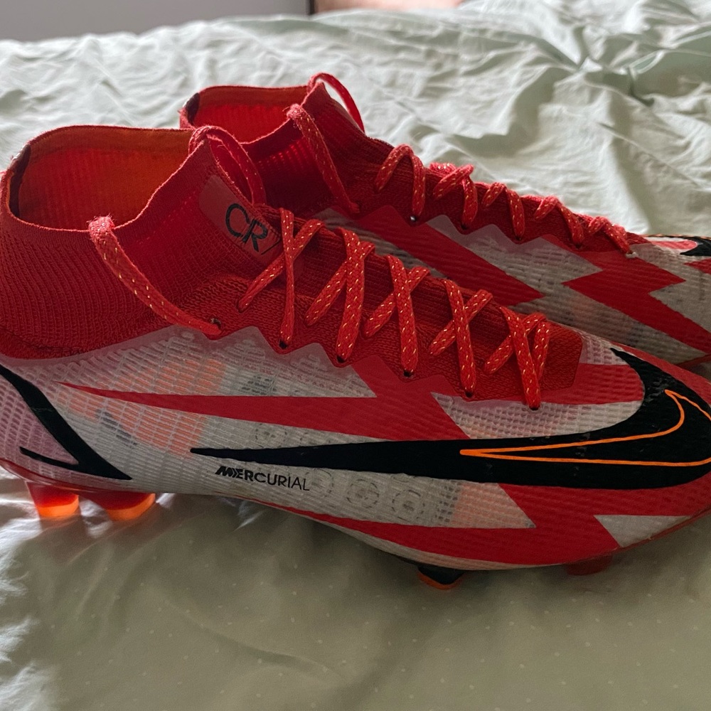Nike Mercurial Superfly 8 Elite CR7 FG Soccer Cleats